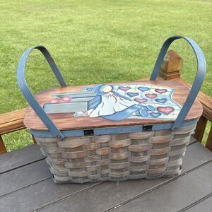 Basketville Putney Vermont Picnic Basket. Vintage. Blue Handle. Doll With Hearts